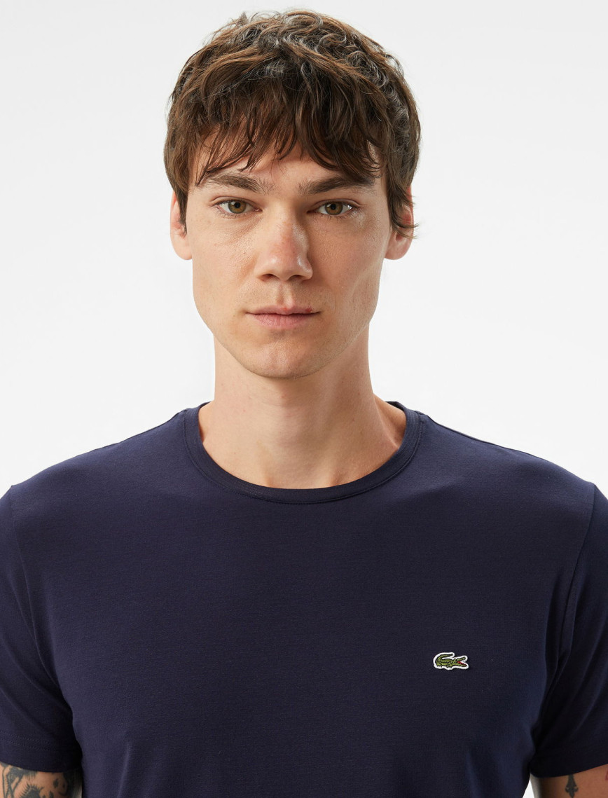 Lacoste Erkek Slim Fit Bisiklet Yaka Lacivert T-Shirt Lacoste Erkek Slim Fit Bisiklet Yaka Lacivert T-Shirt