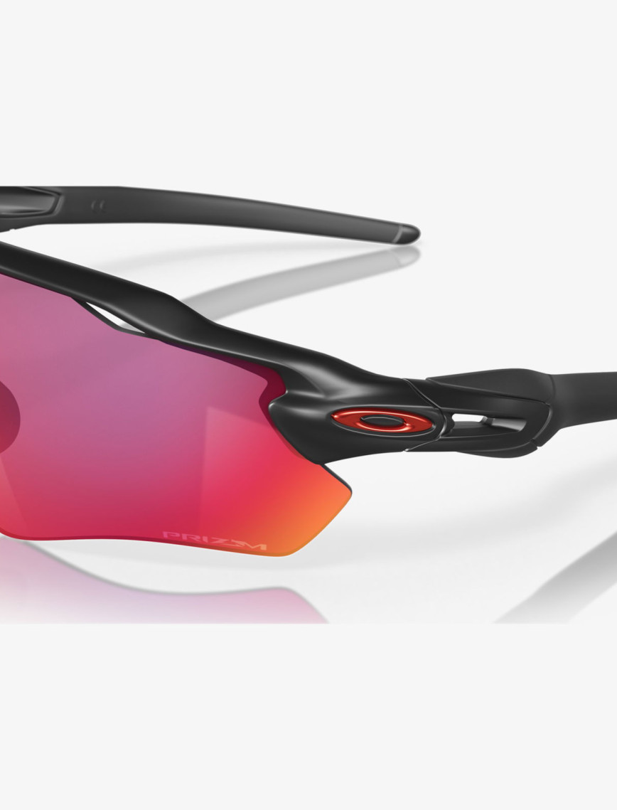 Oakley 0OO9208 Erkek Siyah Güneş Gözlüğü Oakley 0OO9208 Erkek Siyah Güneş Gözlüğü