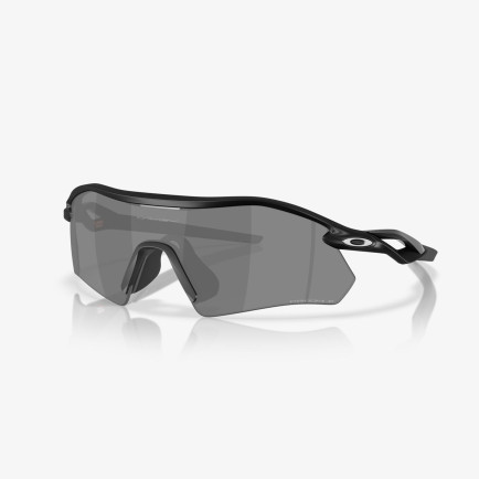 Oakley OO9495D Unisex Siyah Güneş Gözlüğü Oakley OO9495D Unisex Siyah Güneş Gözlüğü