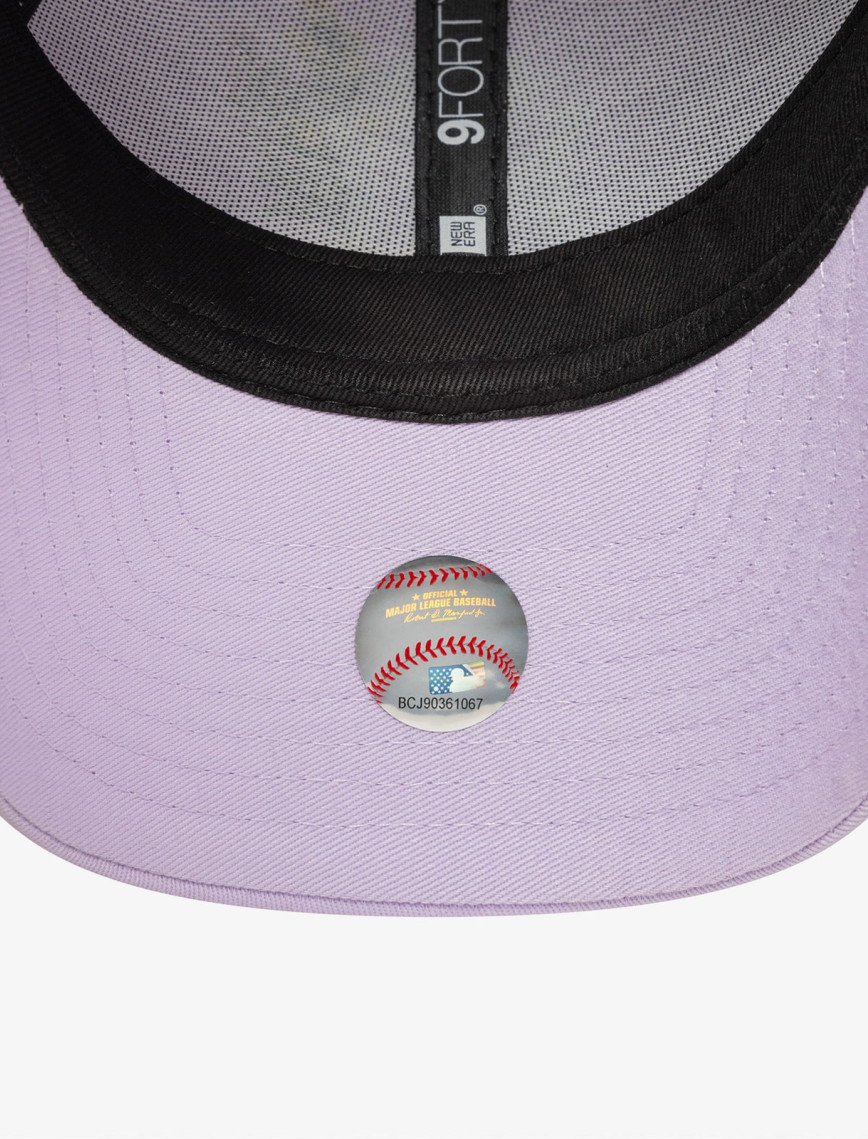 New Era 9Forty Floral Icon New York Yankees Kadın Pembe Şapka New Era 9Forty Floral Icon New York Yankees Kadın Pembe Şapka
