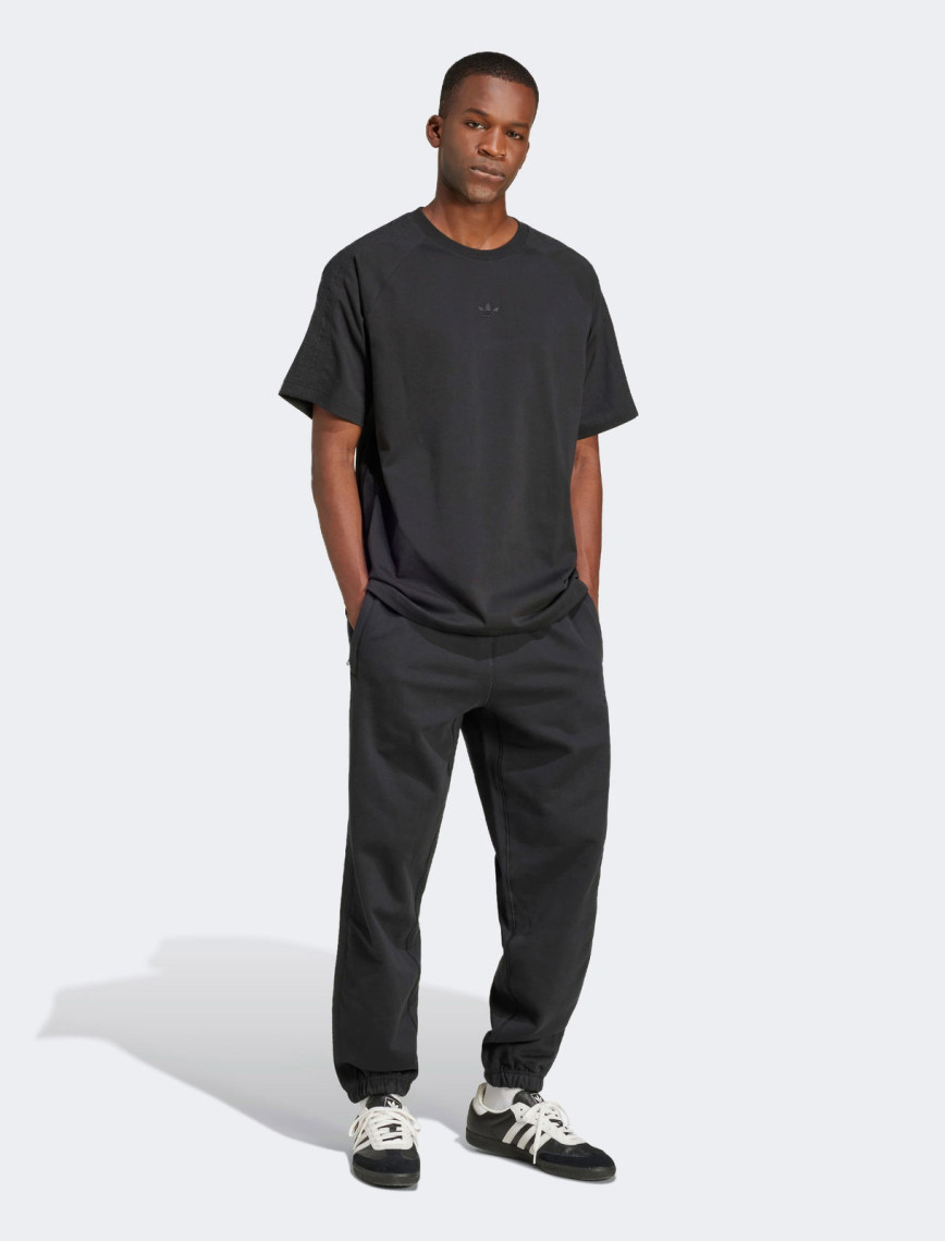 adidas Premium Essentials Erkek Siyah Loose Fit T-Shirt adidas Premium Essentials Erkek Siyah Loose Fit T-Shirt