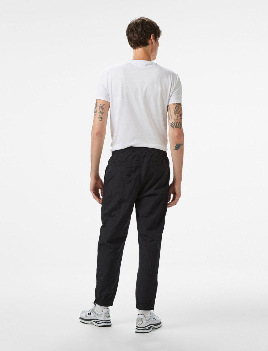 Karl Kani Sport Patch Essential Erkek Yeşil Pantolon Karl Kani Sport Patch Essential Erkek Yeşil Pantolon