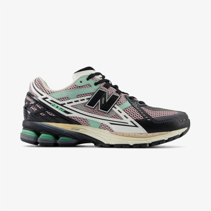 New Balance 1906 Utility Kadın Siyah Spor Ayakkabı New Balance 1906 Utility Kadın Siyah Spor Ayakkabı