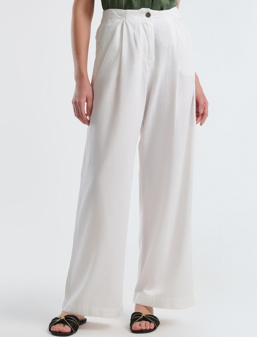 Kadın Beyaz Liyosel Karışımlı Beli Lastikli Geniş Paça Pantolon Kadın Beyaz Liyosel Karışımlı Beli Lastikli Geniş Paça Pantolon