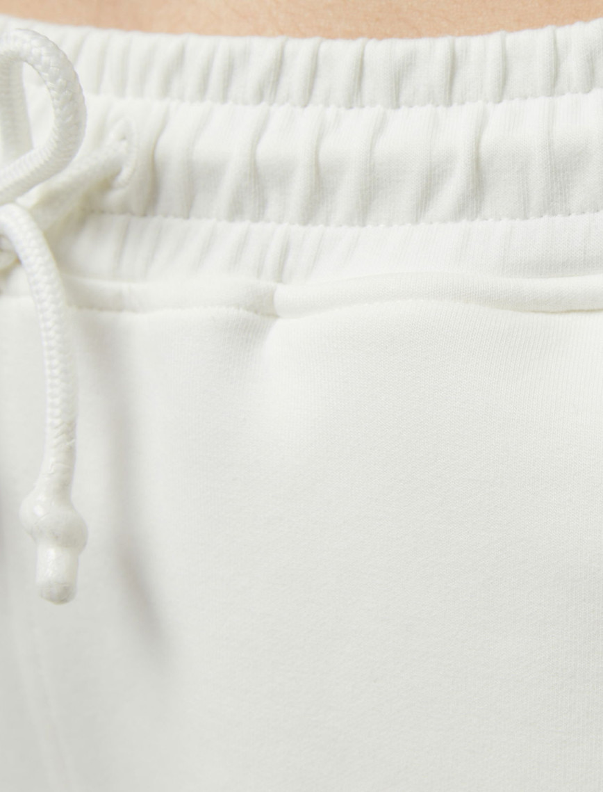 UNITED4 Örme Kadın Bej Şort UNITED4 Örme Kadın Bej Şort