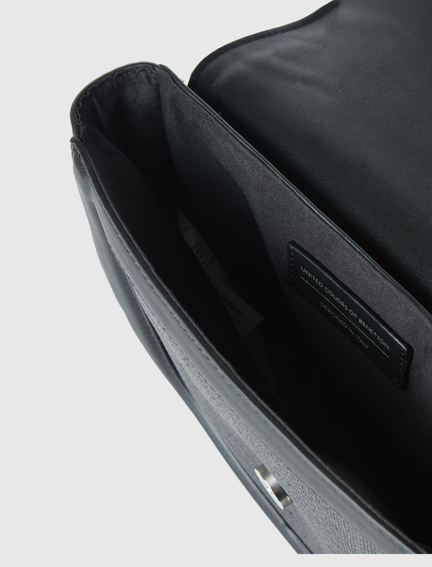 Kadın Siyah Logolu Omuz Çantası Kadın Siyah Logolu Omuz Çantası