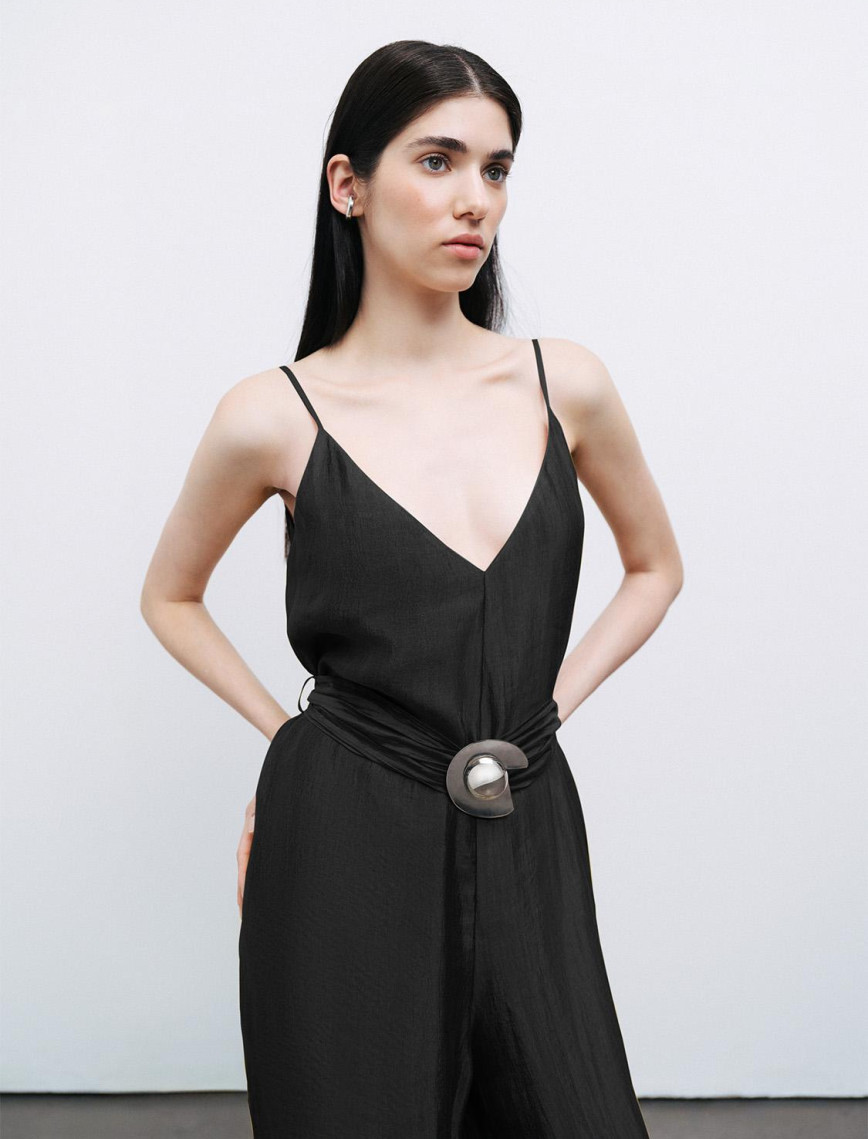 Metal Aksesuarlı Tulum