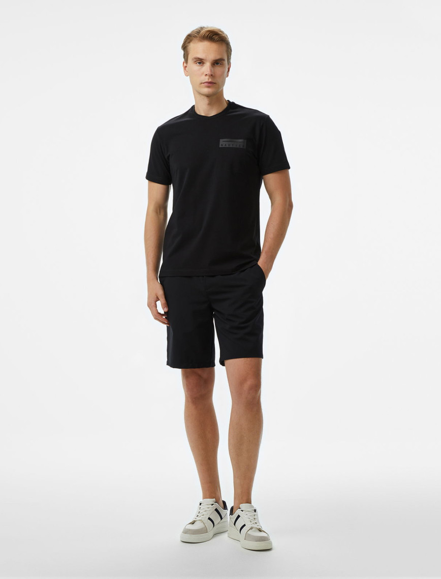 Nautica Erkek Siyah Regular Fit Baskılı T-Shirt Nautica Erkek Siyah Regular Fit Baskılı T-Shirt