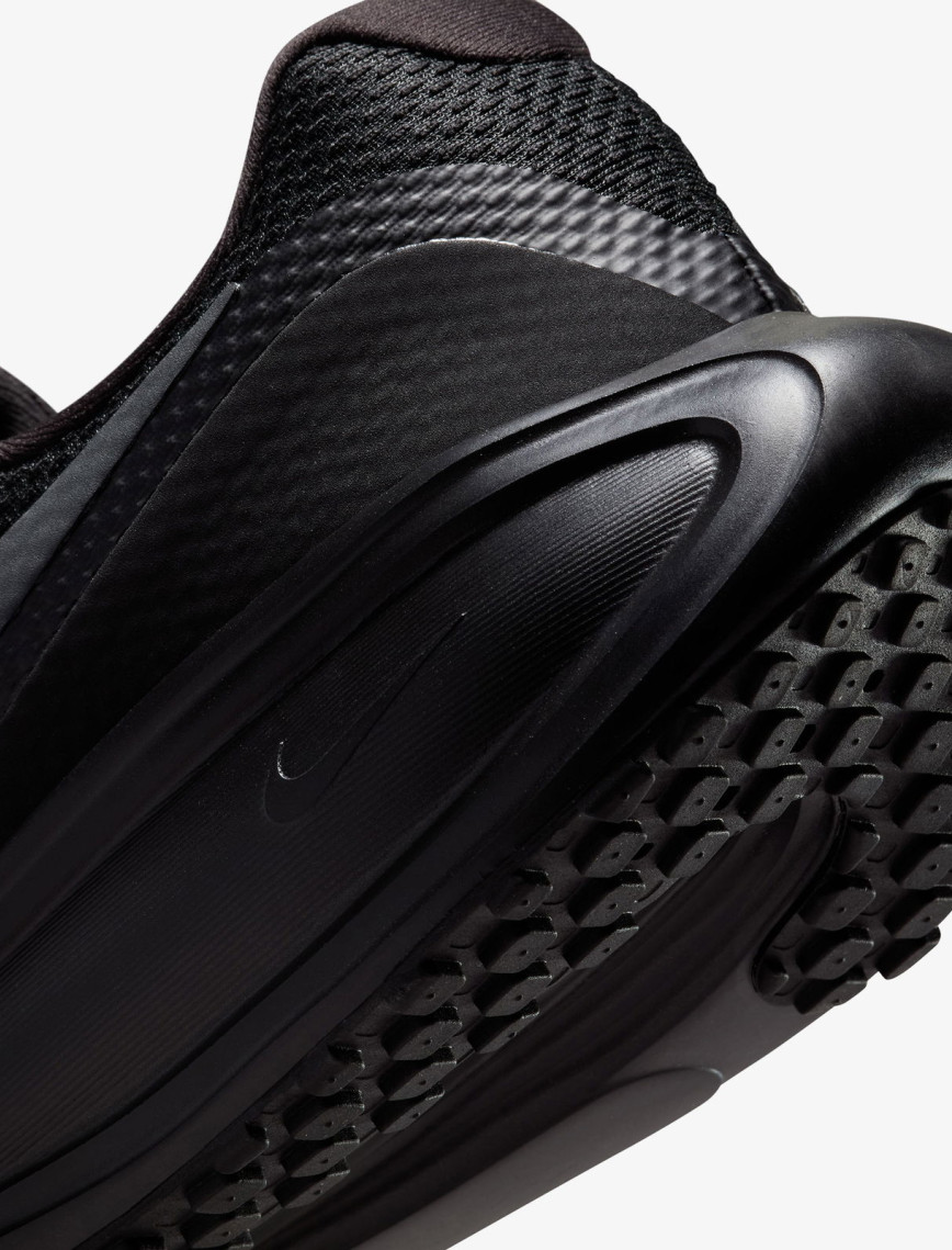 Nike Revolution 8 Erkek Siyah Koşu Ayakkabısı Nike Revolution 8 Erkek Siyah Koşu Ayakkabısı