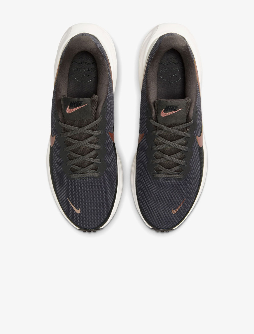 Nike Revolution 8 Kadın Kahverengi Koşu Ayakkabısı Nike Revolution 8 Kadın Kahverengi Koşu Ayakkabısı