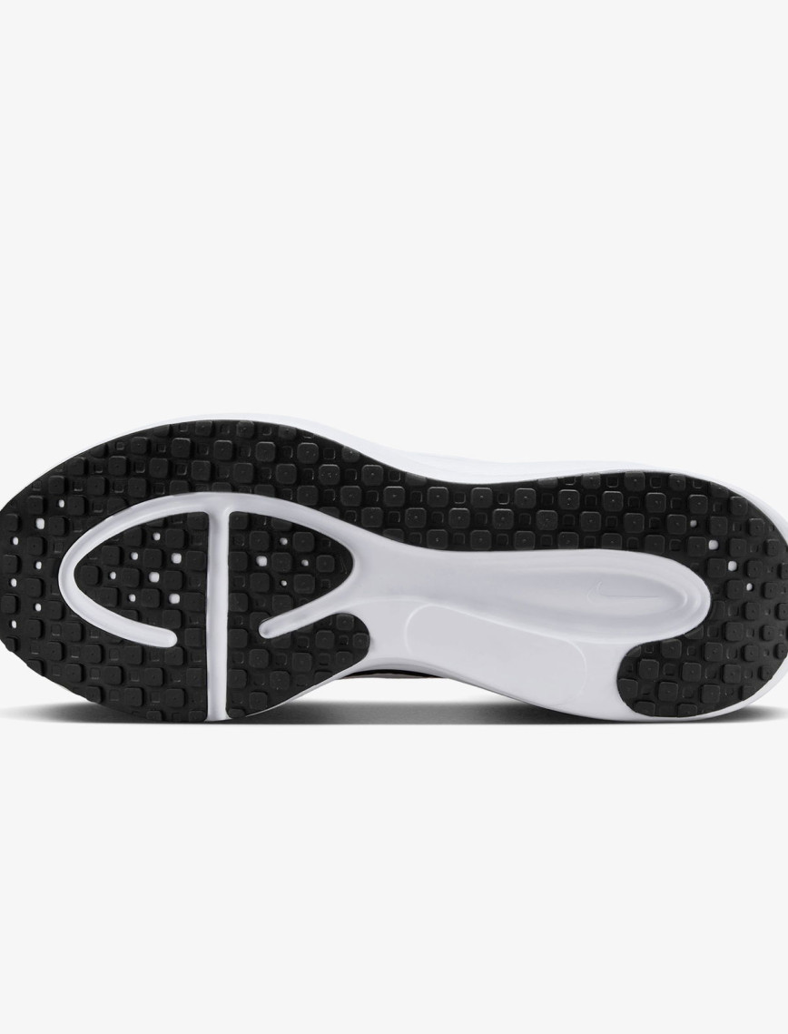 Nike Revolution 8 Erkek Siyah Koşu Ayakkabısı Nike Revolution 8 Erkek Siyah Koşu Ayakkabısı