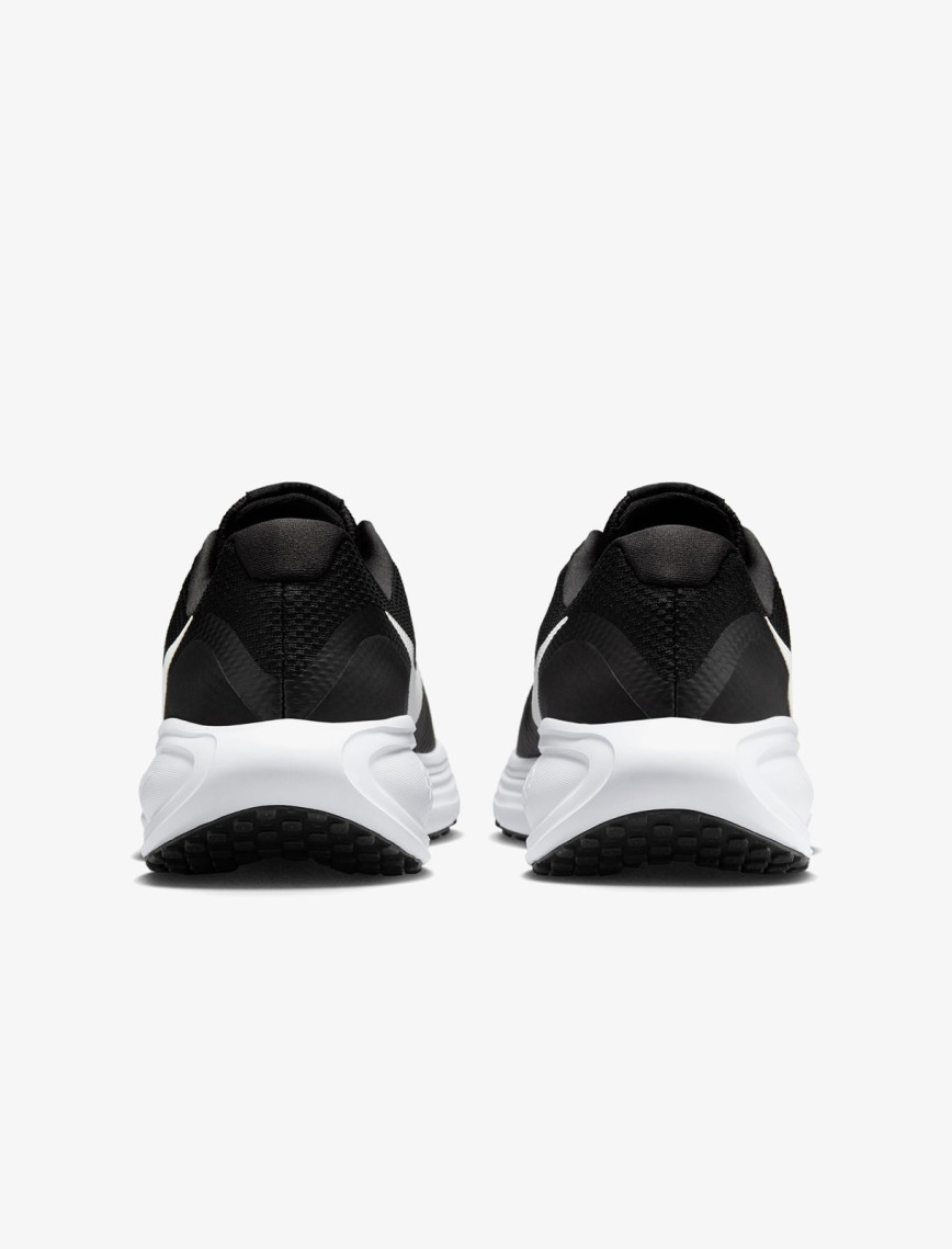 Nike Revolution 8 Erkek Siyah Koşu Ayakkabısı Nike Revolution 8 Erkek Siyah Koşu Ayakkabısı