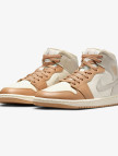 Jordan Air 1 Mid Kadın Bej Spor Ayakkabı Jordan Air 1 Mid Kadın Bej Spor Ayakkabı