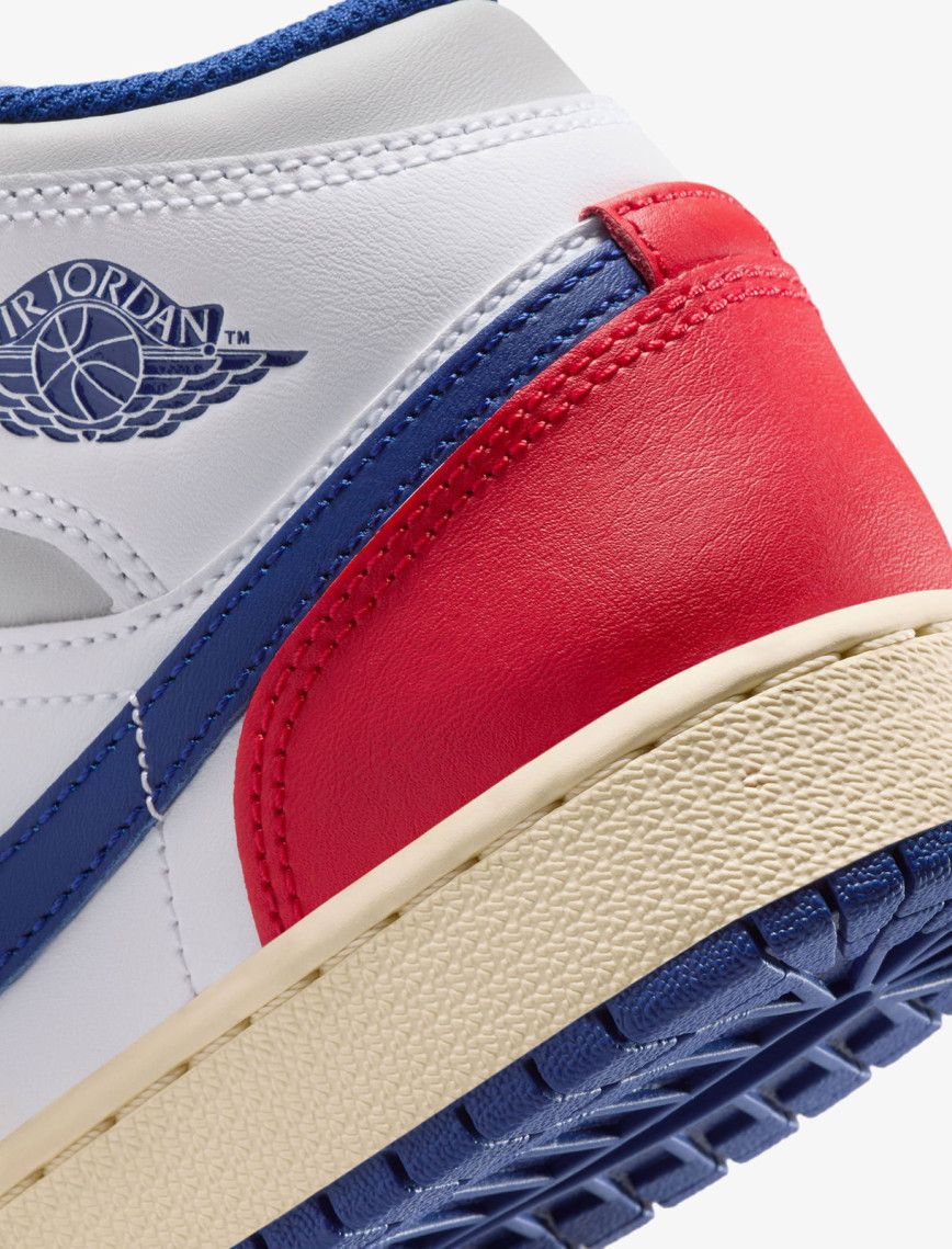 Jordan Air 1 Mid Genç Çocuk Beyaz Spor Ayakkabı Jordan Air 1 Mid Genç Çocuk Beyaz Spor Ayakkabı