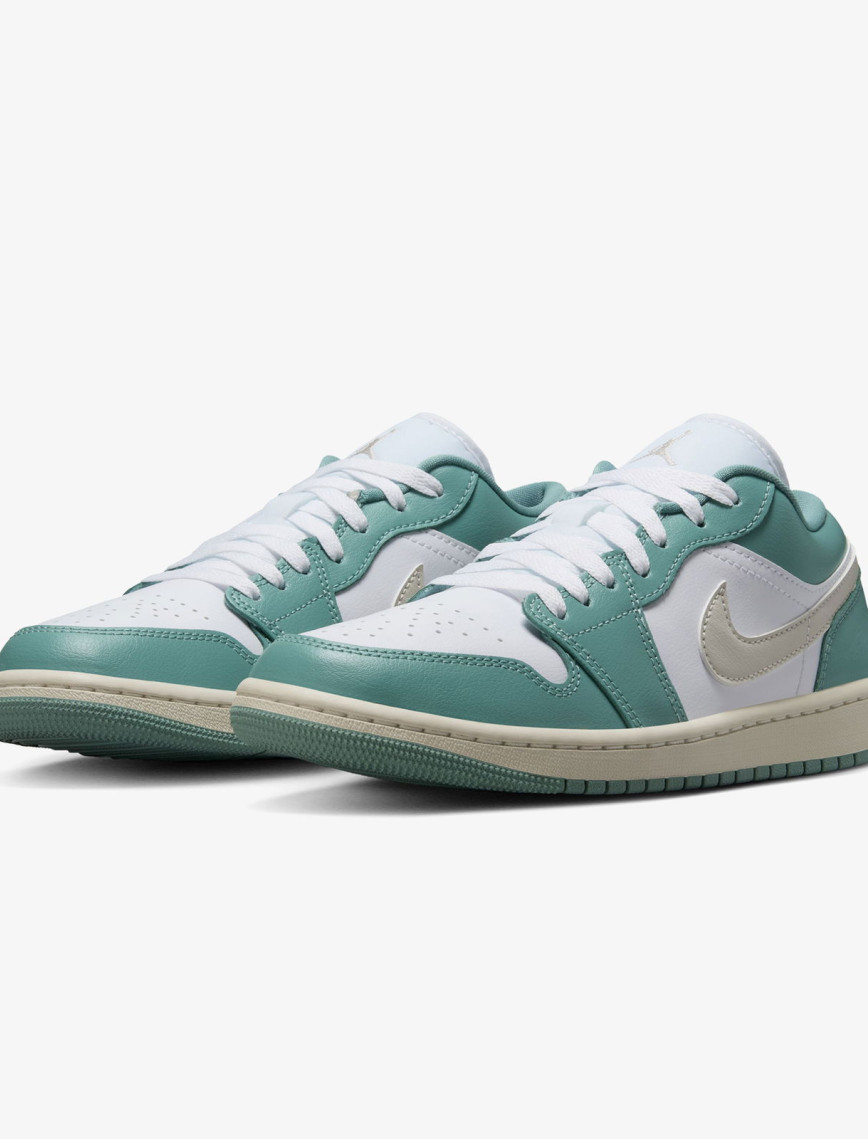 Jordan Air 1 Low Kadın Beyaz Spor Ayakkabı Jordan Air 1 Low Kadın Beyaz Spor Ayakkabı