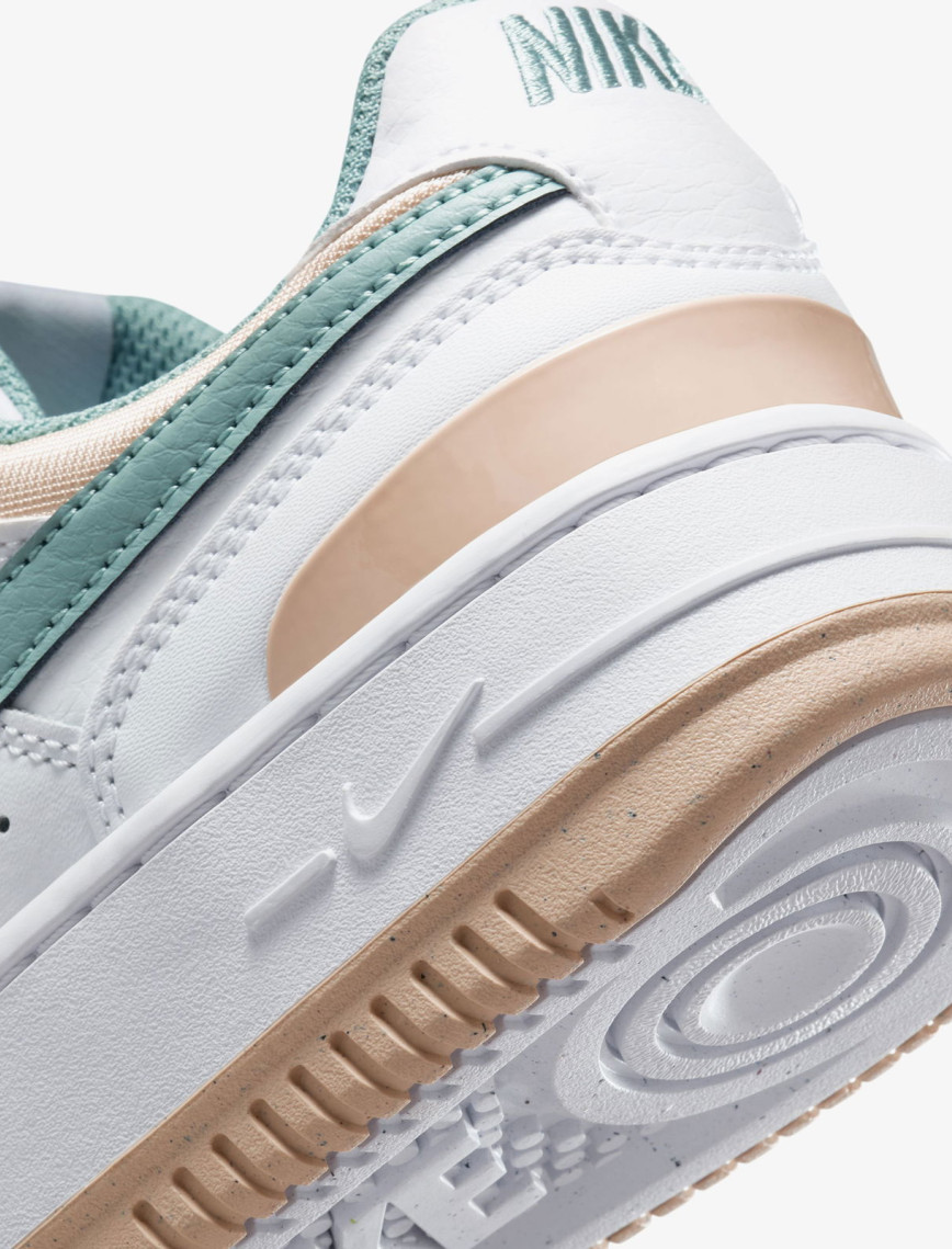 Nike Gamma Force Kadın Beyaz Spor Ayakkabı Nike Gamma Force Kadın Beyaz Spor Ayakkabı