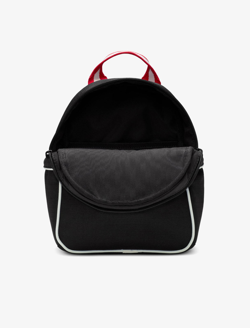 Nike Sportswear Futura 365 Mini Kadın Siyah Sırt Çantası Nike Sportswear Futura 365 Mini Kadın Siyah Sırt Çantası