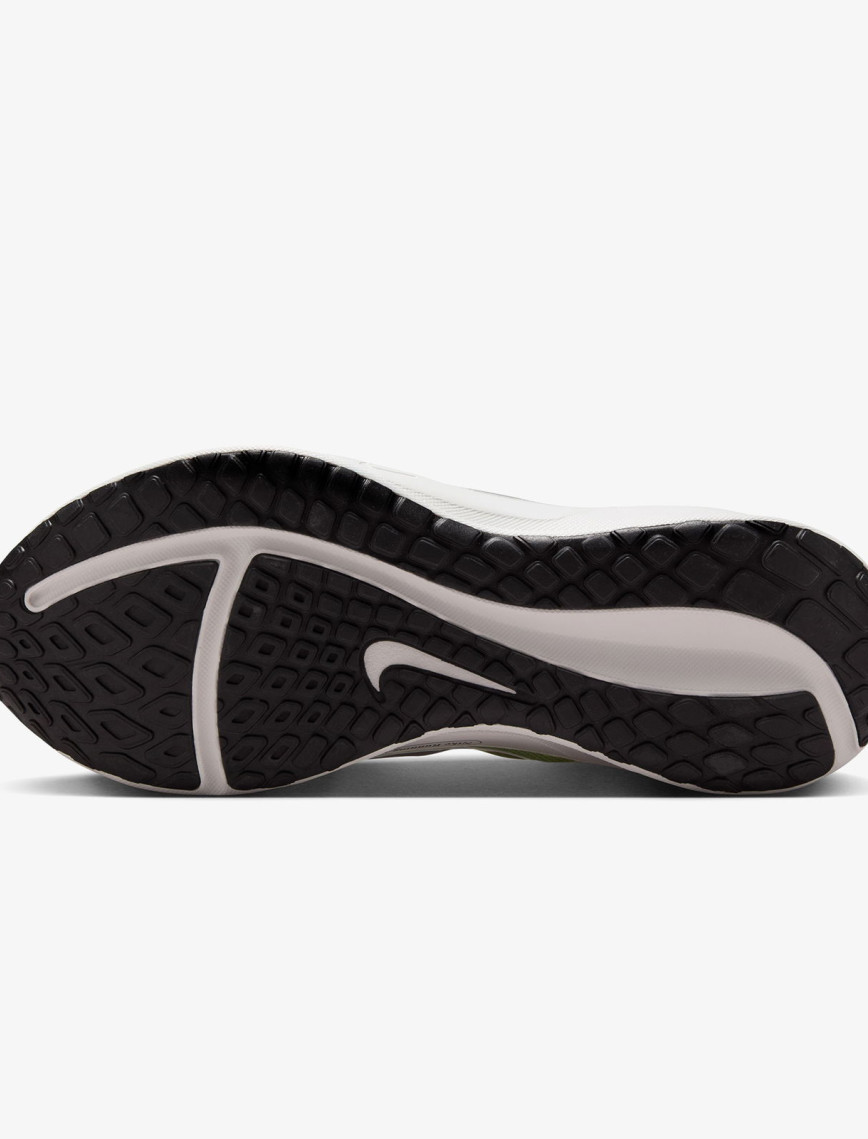 Nike Downshifter 13 Kadın Krem Rengi Koşu Ayakkabısı Nike Downshifter 13 Kadın Krem Rengi Koşu Ayakkabısı