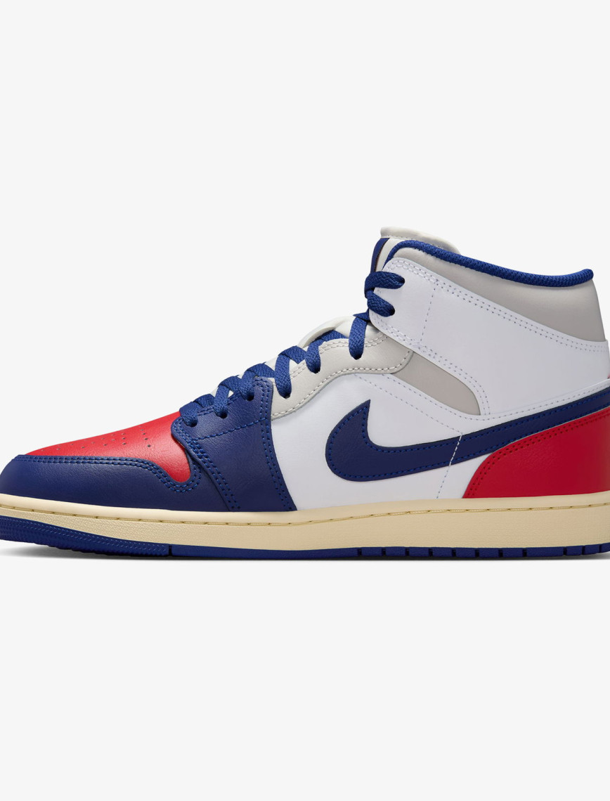Jordan Air 1 Mid Erkek Beyaz Spor Ayakkabı Jordan Air 1 Mid Erkek Beyaz Spor Ayakkabı