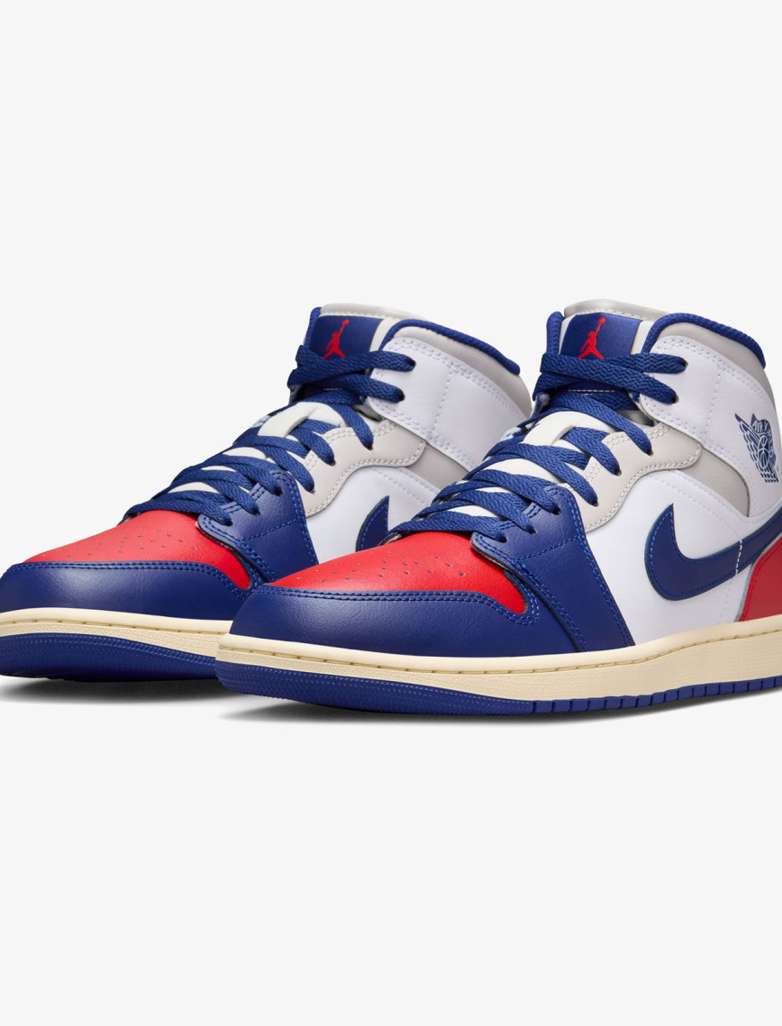 Jordan Air 1 Mid Erkek Beyaz Spor Ayakkabı Jordan Air 1 Mid Erkek Beyaz Spor Ayakkabı