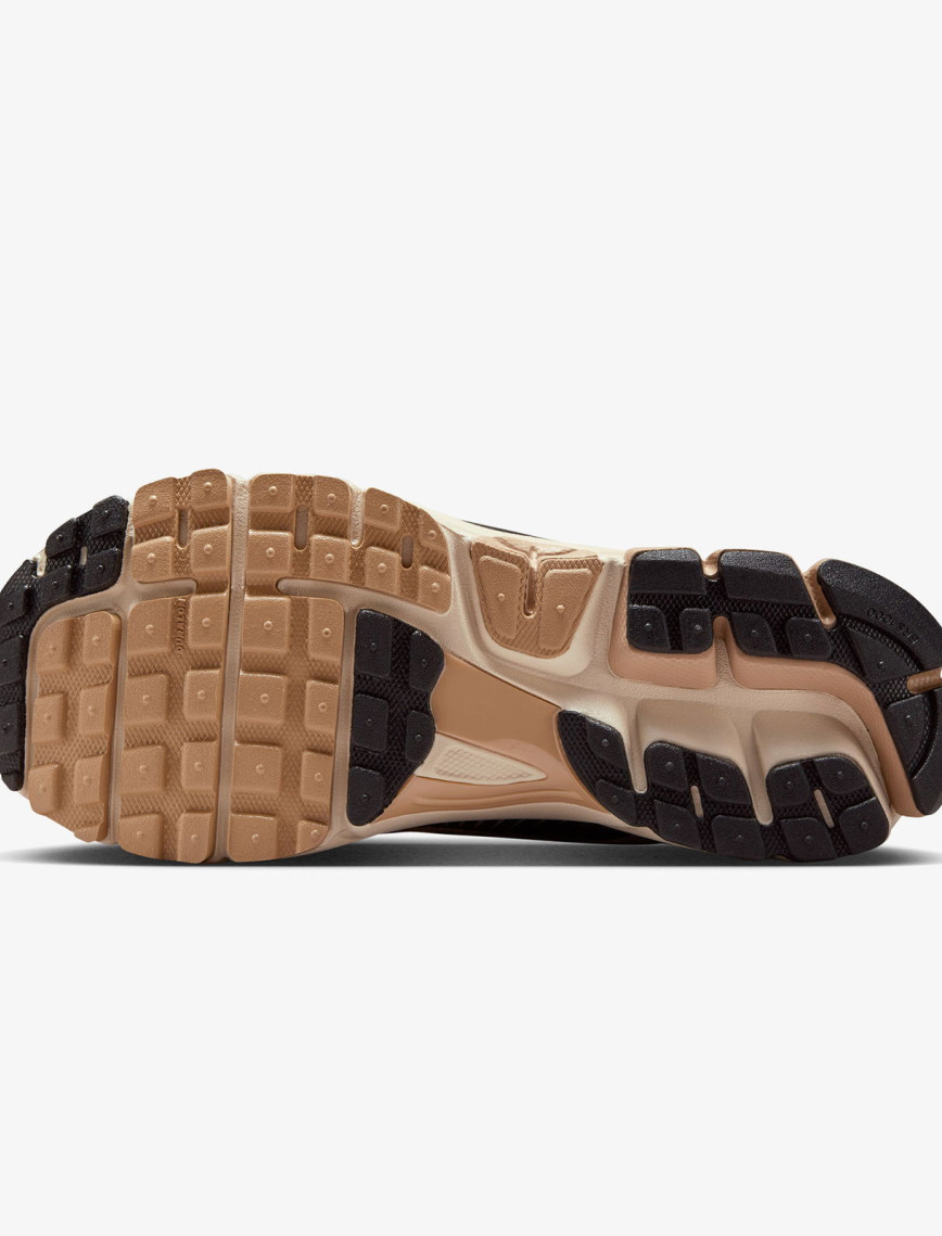Nike Zoom Vomero 5 Kadın Bej Spor Ayakkabı Nike Zoom Vomero 5 Kadın Bej Spor Ayakkabı