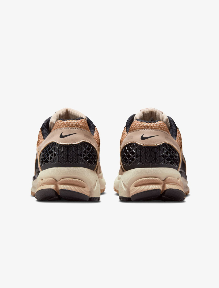 Nike Zoom Vomero 5 Kadın Bej Spor Ayakkabı Nike Zoom Vomero 5 Kadın Bej Spor Ayakkabı
