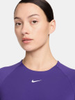 Nike Pro Dri-Fit 365 Kadın Mor T-Shirt Nike Pro Dri-Fit 365 Kadın Mor T-Shirt