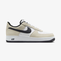 Nike Air Force 1 '07 LV8 Erkek Beyaz Spor Ayakkabı Nike Air Force 1 '07 LV8 Erkek Beyaz Spor Ayakkabı
