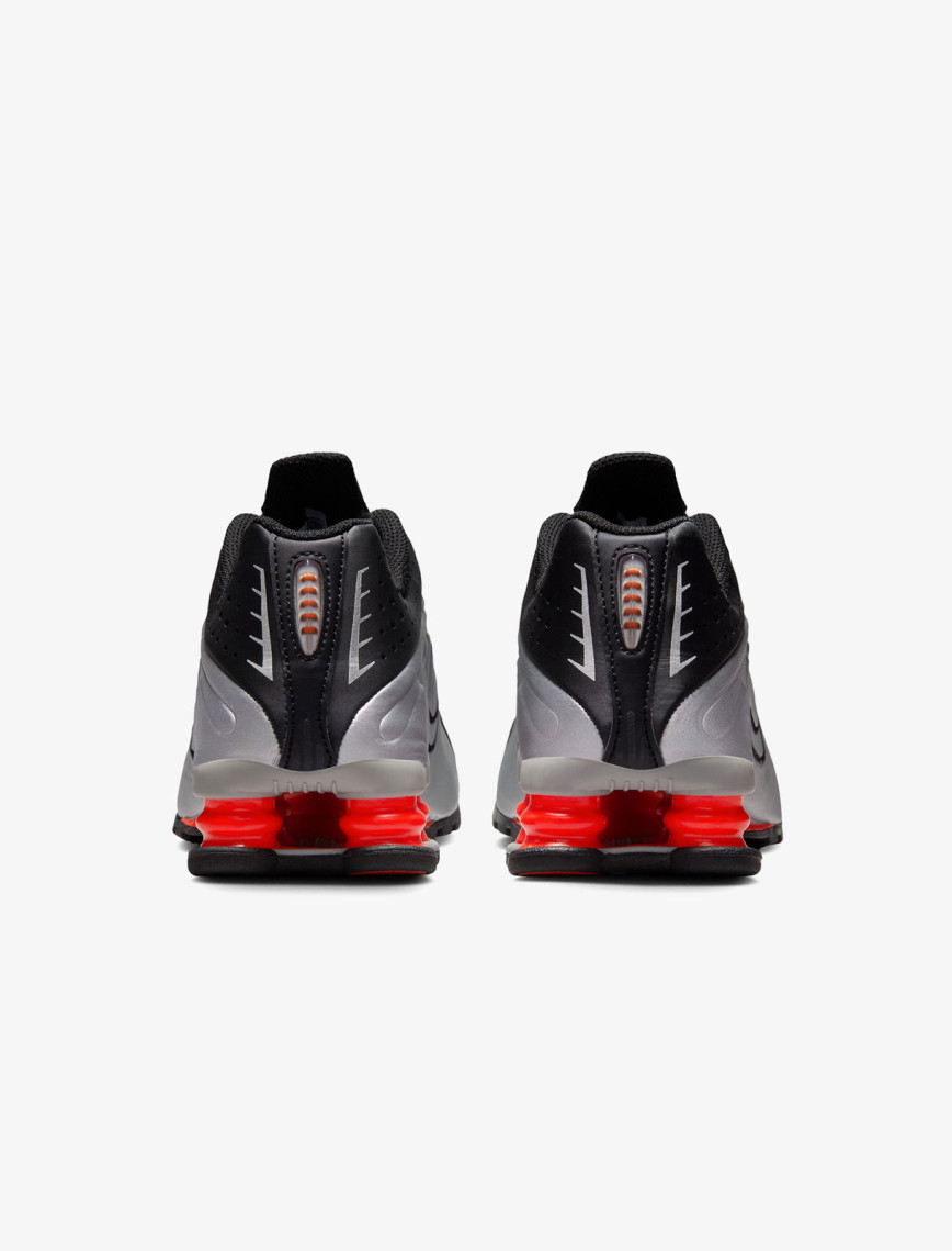 Nike Shox R4 Genç Çocuk Gri Spor Ayakkabı Nike Shox R4 Genç Çocuk Gri Spor Ayakkabı