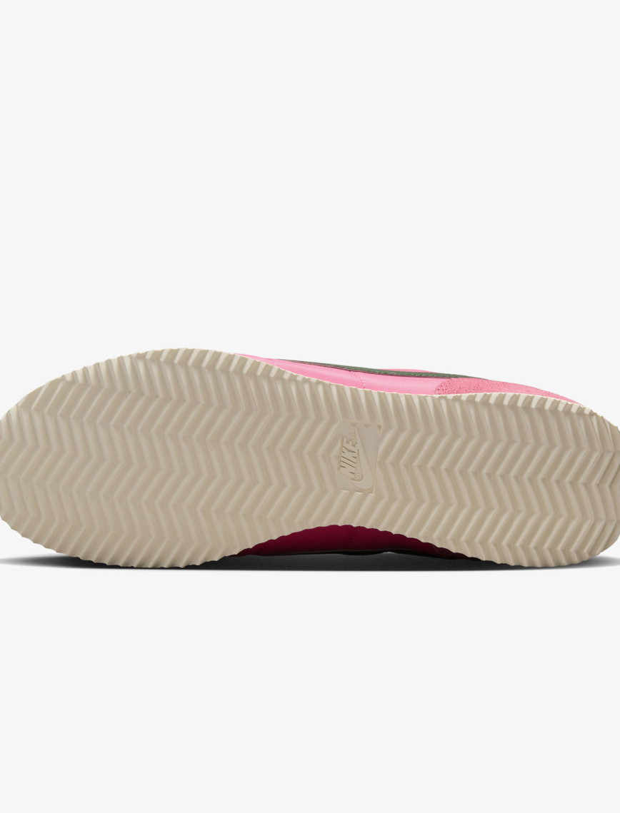 Nike Cortez Kadın Pembe Spor Ayakkabı Nike Cortez Kadın Pembe Spor Ayakkabı