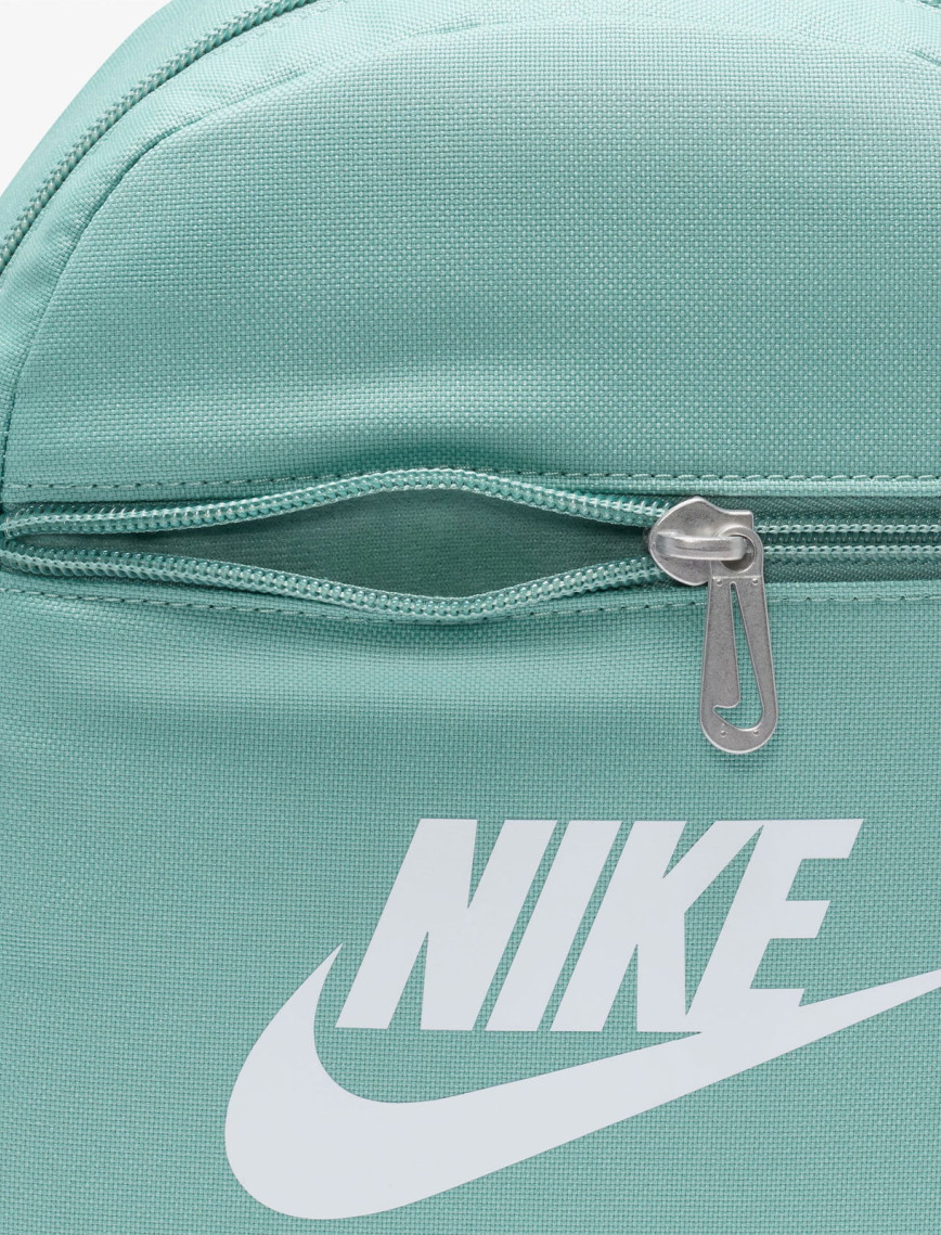Nike Sportswear Futura 365 Kadın Yeşil Sırt Çantası Nike Sportswear Futura 365 Kadın Yeşil Sırt Çantası