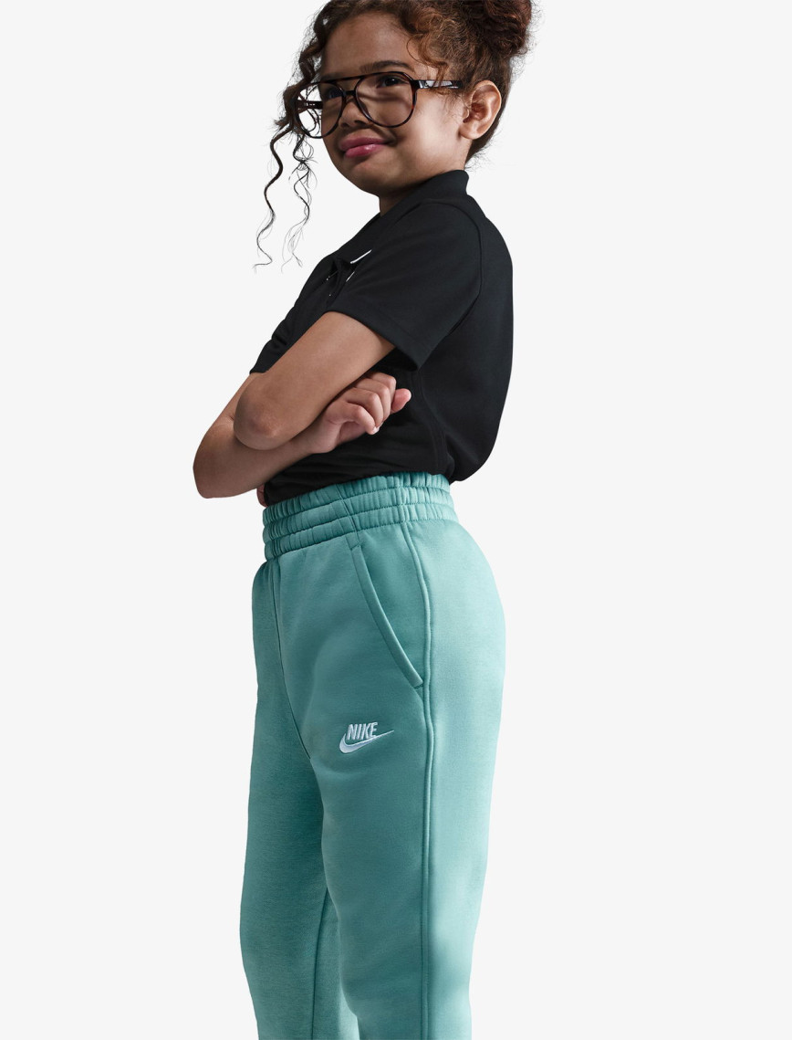 Nike Sportswear Club Fleece Genç Çocuk Yeşil Eşofman Altı Nike Sportswear Club Fleece Genç Çocuk Yeşil Eşofman Altı