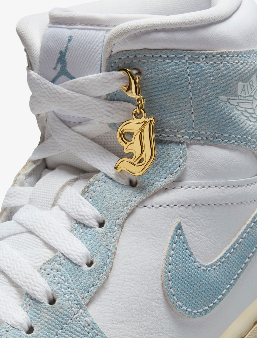 Jordan Air 1 Mid SE Kadın Beyaz Spor Ayakkabı Jordan Air 1 Mid SE Kadın Beyaz Spor Ayakkabı