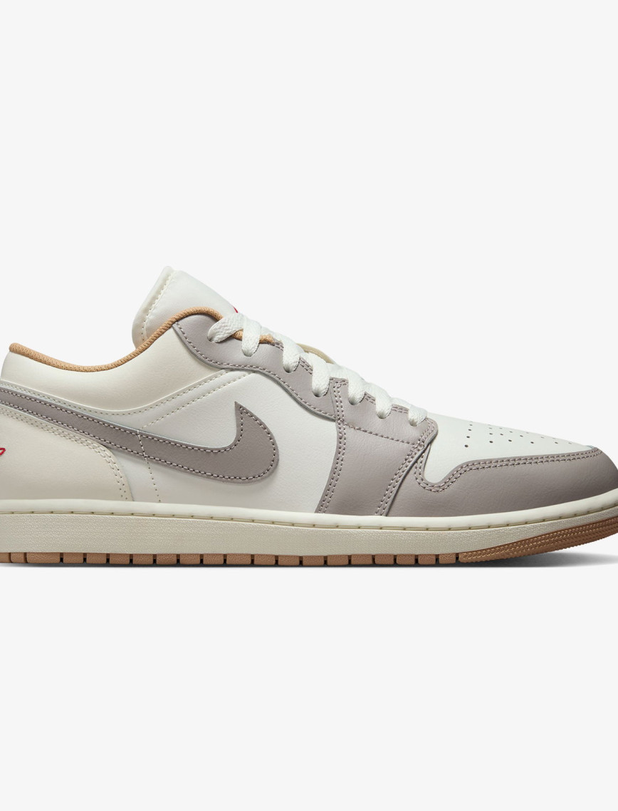 Jordan Air 1 Low Erkek Krem Rengi Spor Ayakkabı