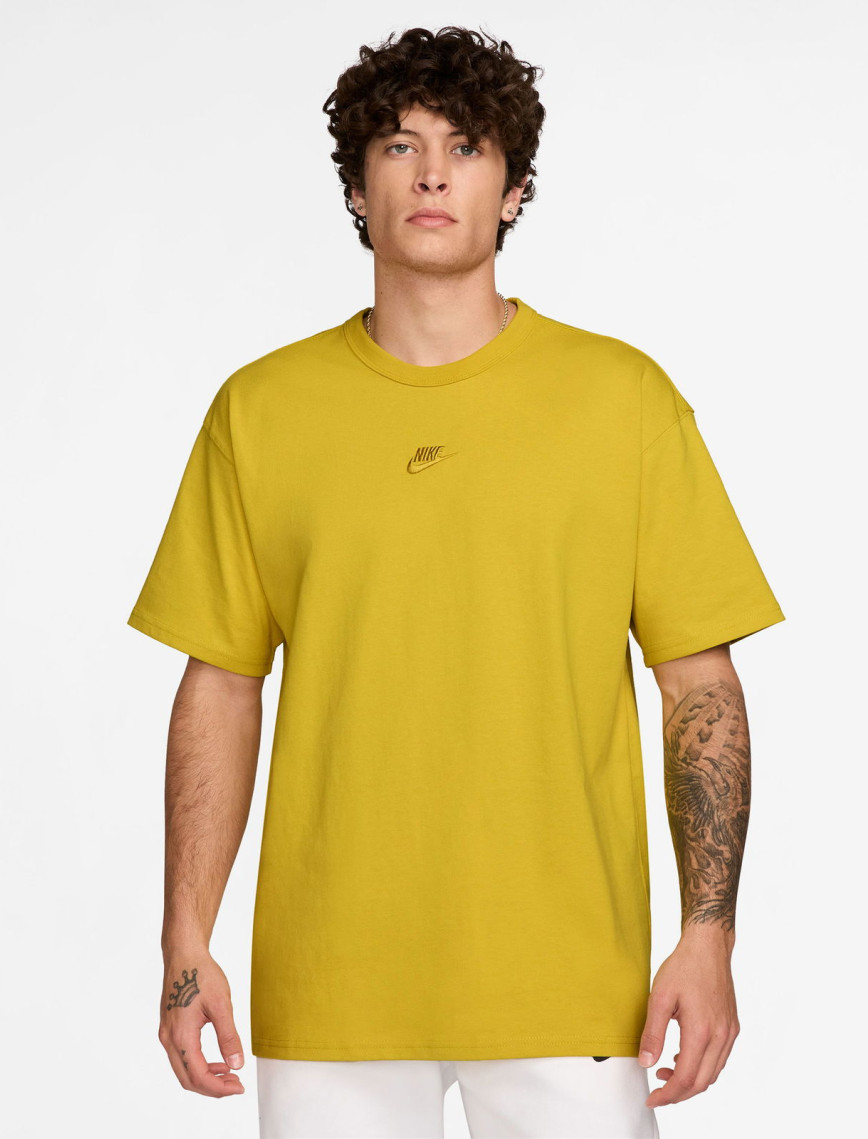 Nike Sportswear Premium Essentials Erkek Sarı T-Shirt Nike Sportswear Premium Essentials Erkek Sarı T-Shirt