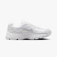 Nike Initiator Kadın Beyaz Koşu Ayakkabısı Nike Initiator Kadın Beyaz Koşu Ayakkabısı