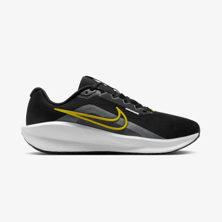 Nike Downshifter 13 Erkek Siyah Koşu Ayakkabısı