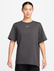 Nike Sportswear Essential Kadın Krem Rengi T-Shirt Nike Sportswear Essential Kadın Krem Rengi T-Shirt