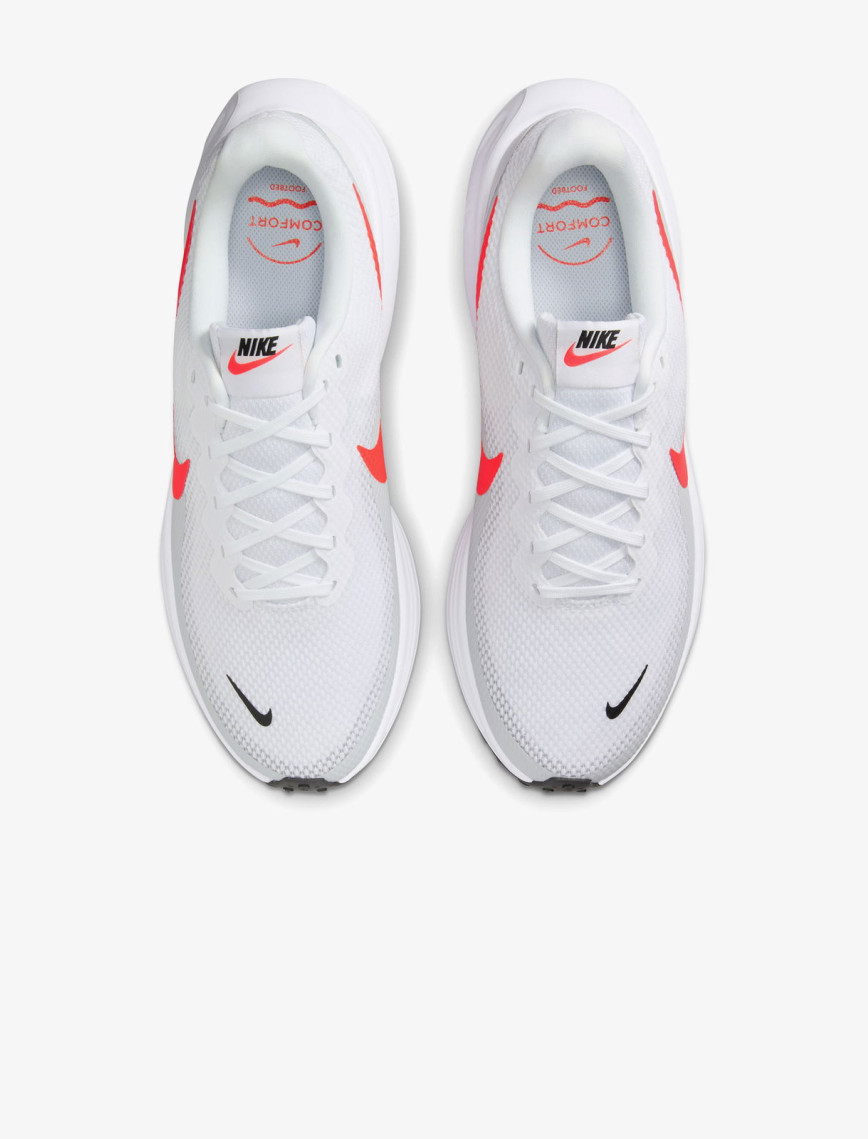 Nike Revolution 8 Erkek Beyaz Koşu Ayakkabısı Nike Revolution 8 Erkek Beyaz Koşu Ayakkabısı