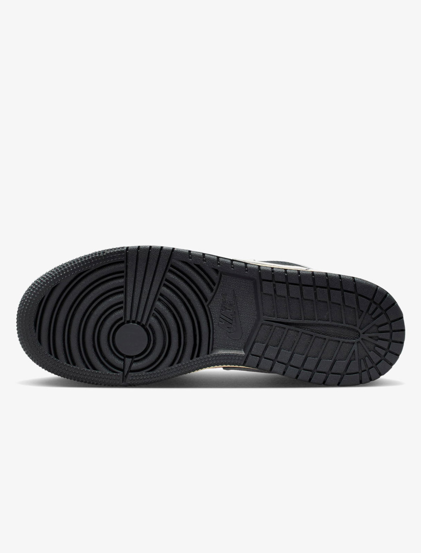 Jordan Air 1 Low SE Genç Çocuk Gri Spor Ayakkabı Jordan Air 1 Low SE Genç Çocuk Gri Spor Ayakkabı