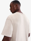 Nike Sportswear Premium Essentials Erkek Krem Rengi T-Shirt Nike Sportswear Premium Essentials Erkek Krem Rengi T-Shirt