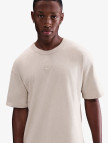 Nike Sportswear Premium Essentials Erkek Krem Rengi T-Shirt Nike Sportswear Premium Essentials Erkek Krem Rengi T-Shirt