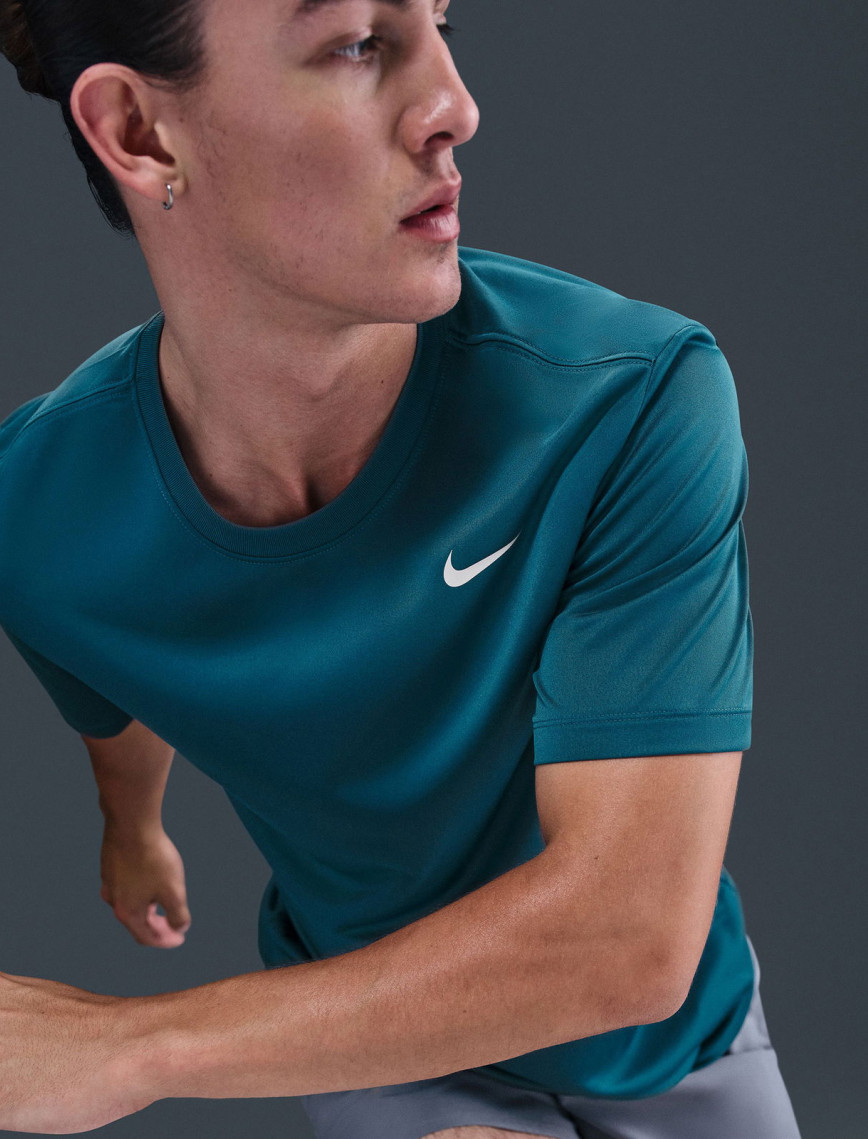 Nike Dri-Fit Legend Erkek Mavi T-Shirt Nike Dri-Fit Legend Erkek Mavi T-Shirt