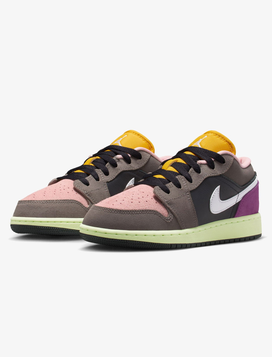 Jordan Air 1 Low SE Genç Çocuk Gri Spor Ayakkabı Jordan Air 1 Low SE Genç Çocuk Gri Spor Ayakkabı