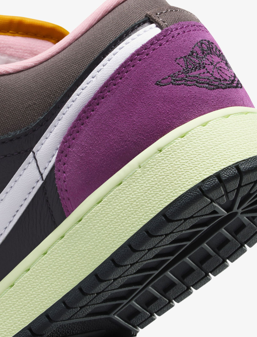 Jordan Air 1 Low SE Genç Çocuk Gri Spor Ayakkabı Jordan Air 1 Low SE Genç Çocuk Gri Spor Ayakkabı