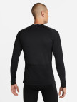 Nike Pro Warm Erkek Siyah Sweatshirt Nike Pro Warm Erkek Siyah Sweatshirt