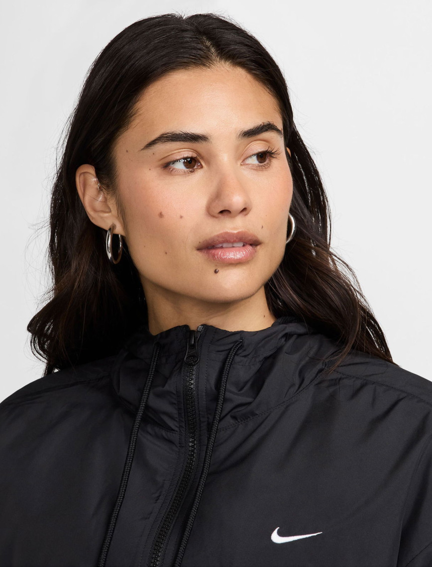 Nike Sportswear Classic Woven Kadın Siyah T-Shirt Nike Sportswear Classic Woven Kadın Siyah T-Shirt