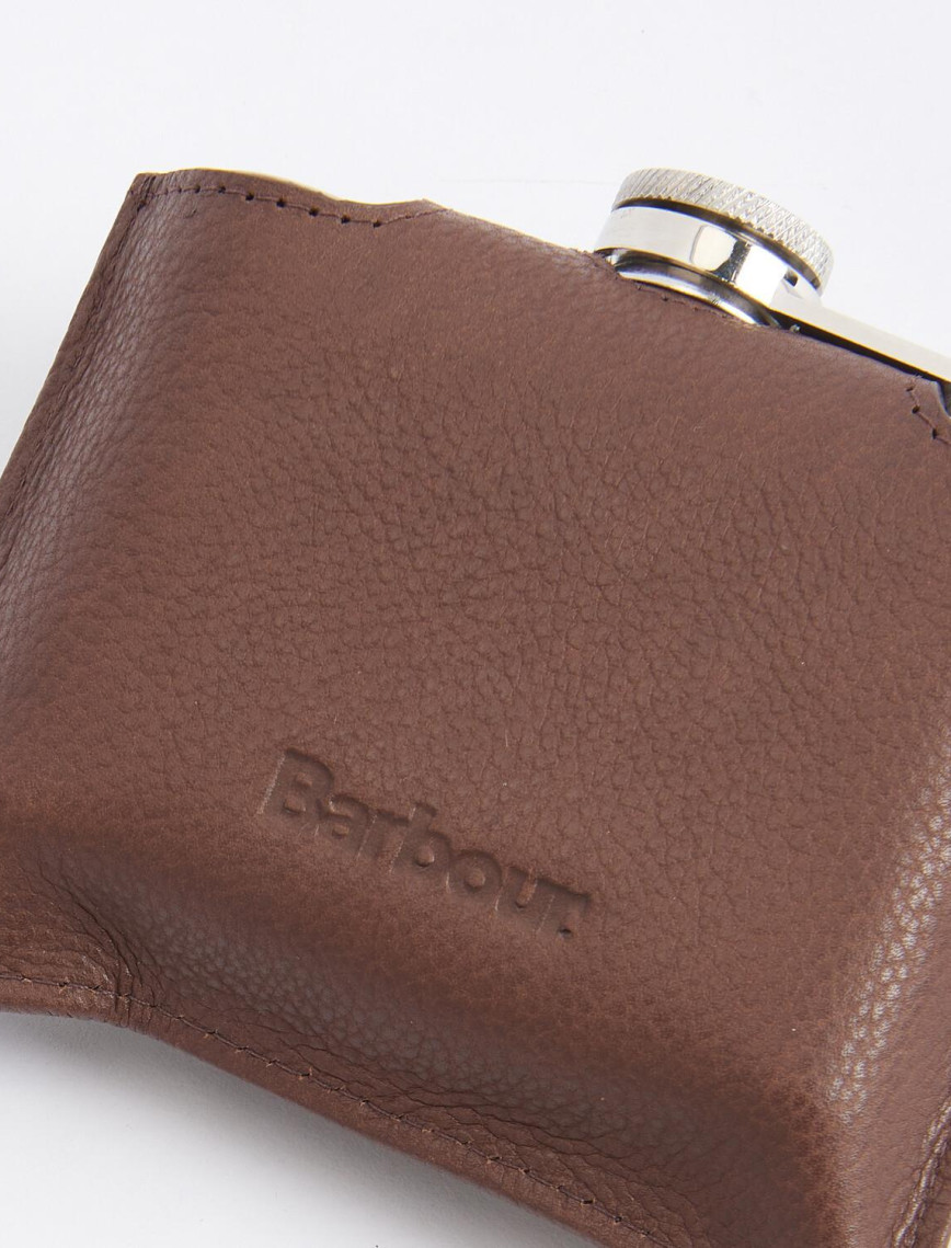 Barbour Kapitone Padbury Cep Şişesi Barbour Kapitone Padbury Cep Şişesi