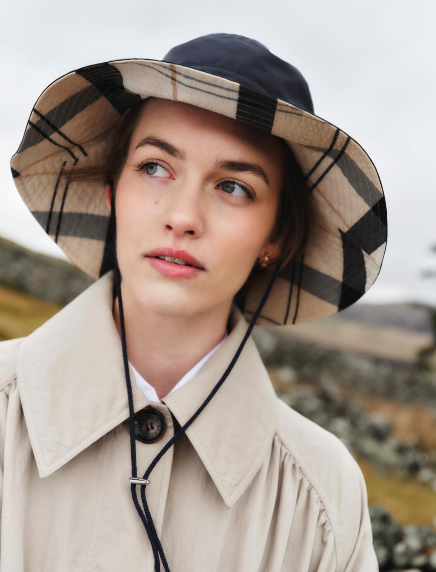 Barbour Darla Showerproof Bucket Şapka Barbour Darla Showerproof Bucket Şapka