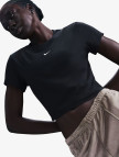 Nike Sportswear Chill Knit Kadın Siyah T-Shirt Nike Sportswear Chill Knit Kadın Siyah T-Shirt
